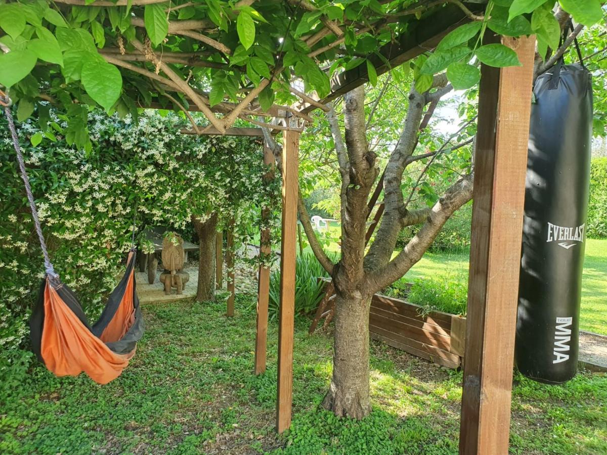La Cabane du Pesquier en Provence Caumont-sur-Durance Extérieur photo